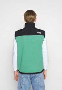 The North Face DENALI VEST - Brezrokavnik - deep grass green