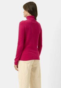 Just Cashmere COL ROULÉ - Jersey de punto - fuchsia