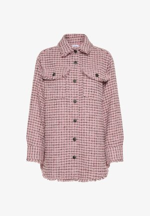 Veste rose texturée avec un motif à carreaux, fermeture à boutons, deux poches poitrine et bords effilochés. Fabriquée en tissu tissé.