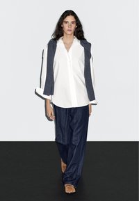 Massimo Dutti LONG BUTTONED - Camicia - white