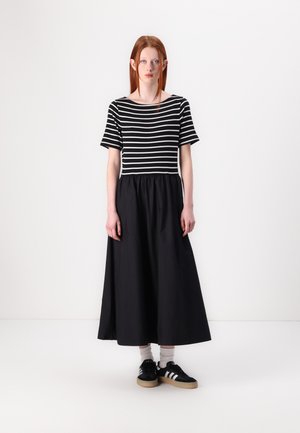 DRESS - Vestito lungo - black