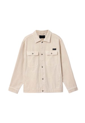 Beige Cordjacke aus Cord mit Kragen, Druckknöpfen, zwei aufgesetzten Brusttaschen und seitlichen Taschen, flach auf weißem Hintergrund liegend.