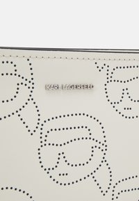 KARL LAGERFELD Handtasche - off-white