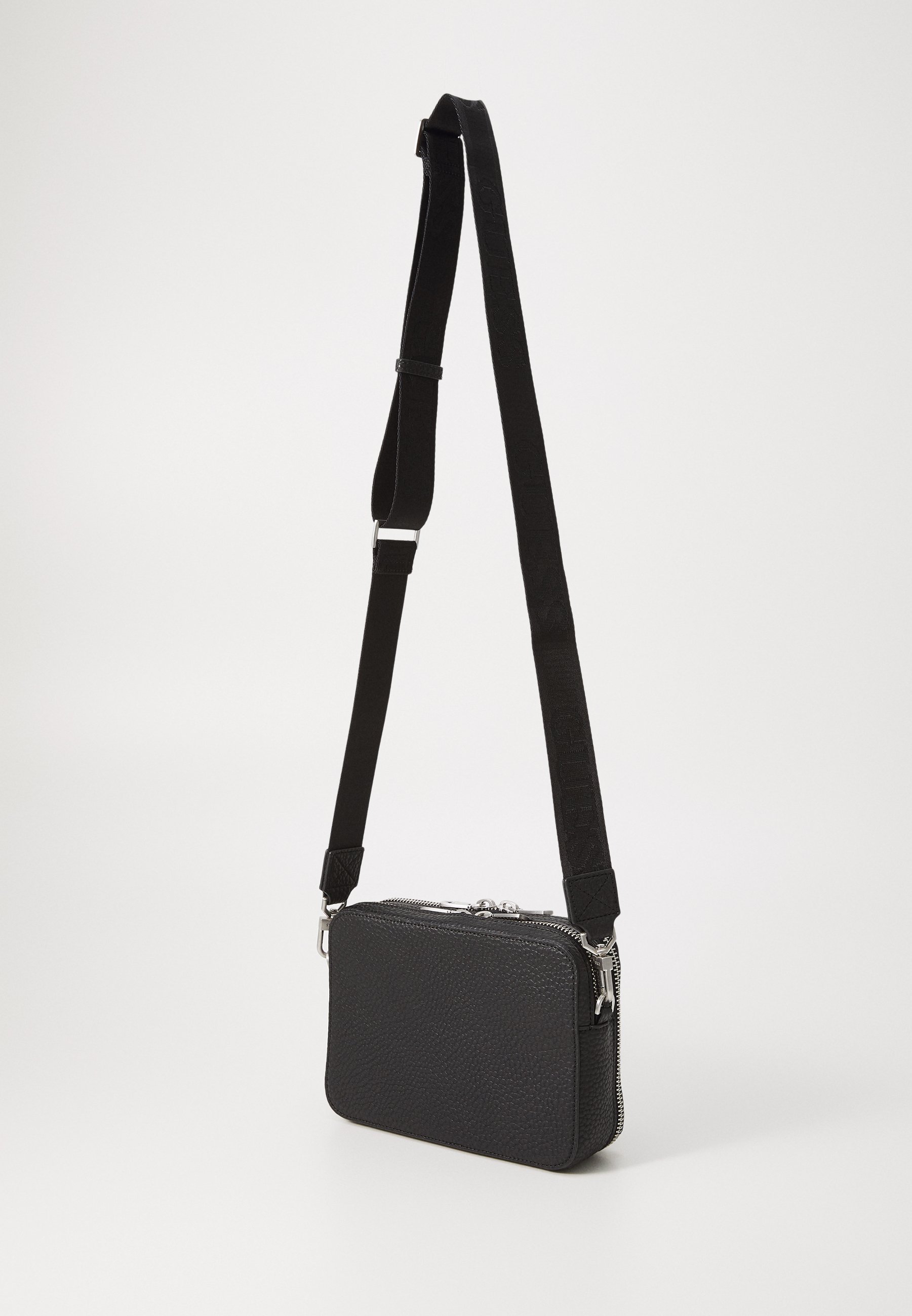 Guess TORINO ZIP - Cross body bag - black - Zalando.co.uk Guess TORINO ZIP - Cross body bag - black - Zalando.co.uk