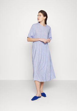 Vestido informal - light blue