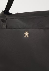 Tommy Hilfiger BABY CHANGING BAG SET UNISEX - Τσάντα-αλλαξιέρα μωρού - black