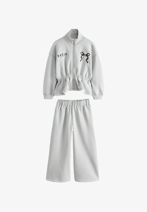 Baker by Ted Baker, 2 PIECE CINCHED ZIP NECK SWEAT TOP & WIDE LEG JOGGERS SET - Trainingsanzug - grey