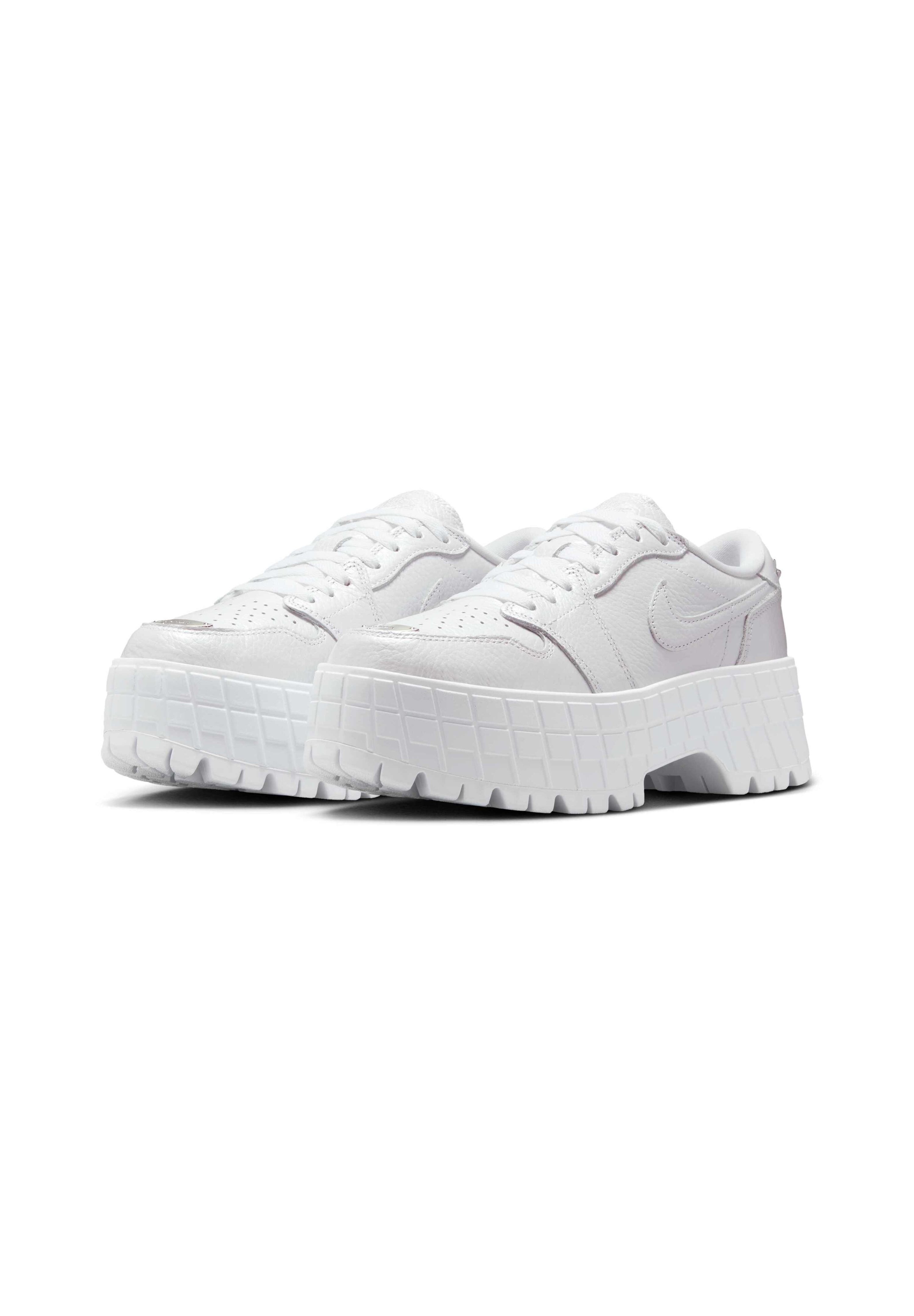 Jordan AIR JORDAN 1 BROOKLYN - Sportbačiai - white mtlc silver