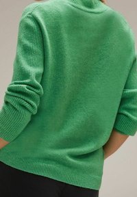 Street One Stickad tröja - mottled light green