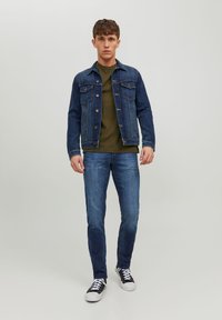 Jack & Jones JJIGLENN FOX - Relaxed fit jeans - blue denim