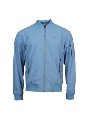 Vaaleansininen pommitakki etuvetoketjulla, resorireunuksilla hihansuissa ja helmassa, kahdella sivutaskulla, joissa napit, sekä pienellä siipilogolla rinnassa.