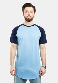 ROUND BASEBALL KURZARM - T-shirt print - sky blue/navy blue