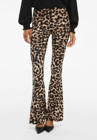 Leopardprint flare pants, gemaakt van lichtgewicht stof; voorzien van een bruin en zwart patroon met een soepele textuur en een hoge taille.