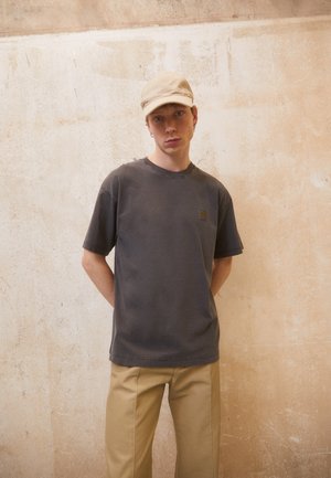 Carhartt WIP NELSON  - T-Shirt basic - black garment dyed
