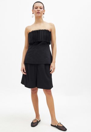NA-KD PLEATED BANDEAU  - Top - black
