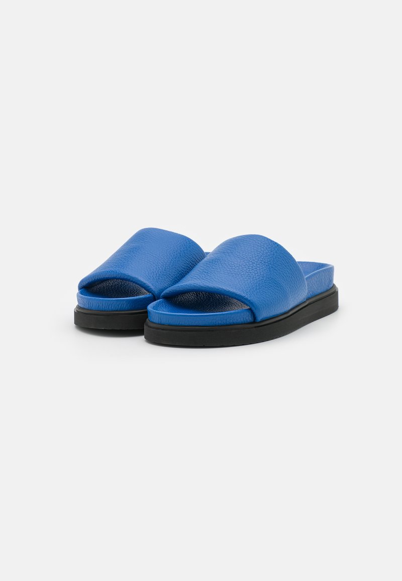 Damen Sneaker | By Malene Birger FREDERIKA Pantolette flach arctic blue/blau - HN49080 Damen Sneaker | By Malene Birger FREDERIKA Pantolette flach arctic blue/blau - HN49080