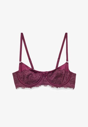 Ondersteunende beha van paarse satijn en kant met verstelbare bandjes en bloemmotief kantdetail langs de cups en het bandje.