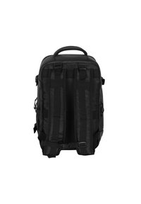 Mochila negra con respaldo acolchado y correas ajustables, múltiples puntos de anclaje y un asa superior resistente para llevar.