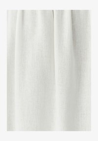 Sélectionné, white