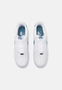 Nike Sportswear AIR FORCE 1 '07 - Tenisice - white/smokey blue