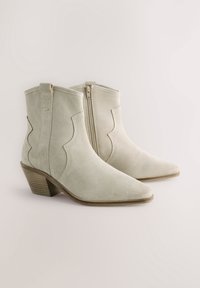 Kaubojiški / motociklininko stiliaus aulinukai - neutral grey