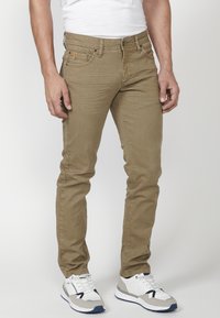 Koroshi STRETCH  - Sirgete säärtega teksad - vison mink light brown