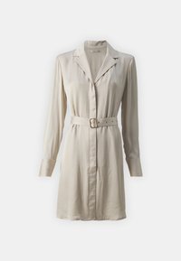 Kijelölve, smash taupe