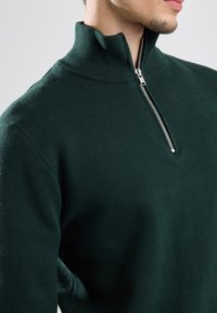 America Today TRUI KONRAD - Jumper - midnight green
