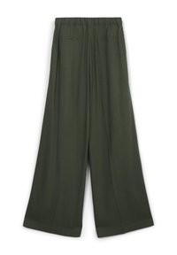 Pantaloni a gamba larga in tessuto verde scuro con vita elastica, dotati di due tasche posteriori e senza motivi o dettagli visibili.