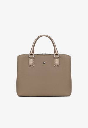 Beige Lederhandtasche mit strukturiertem Finish, abgerundeten Obergriffen, silberner Hardware und sicherem oberen Verschluss.