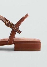 Mango Tåsandaler - brown