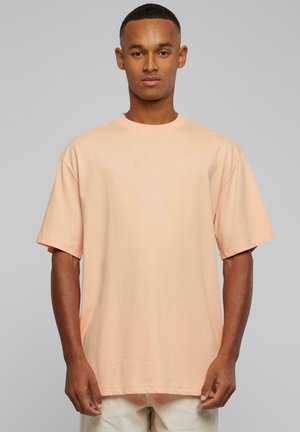 Urban Classics TALL TEE - Pamata T-krekls - softapricot