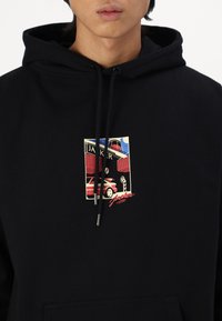 Jacker HOODIE BLACK TRADE UNISEX - Mikina s kapucí - black