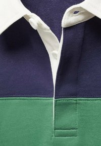 Mango HENDRIX - T-shirt à manches longues - green