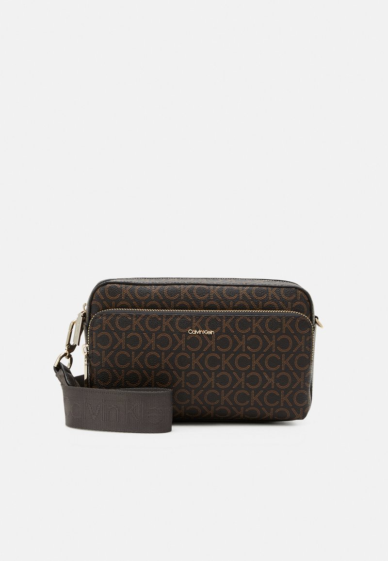 Calvin Klein MUST CAMERA BAG Olkalaukku brown/ruskea Zalando.fi