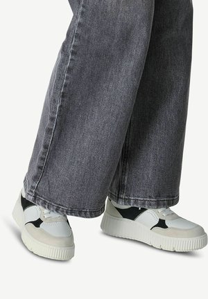 Tamaris Sneakers - ivory comb