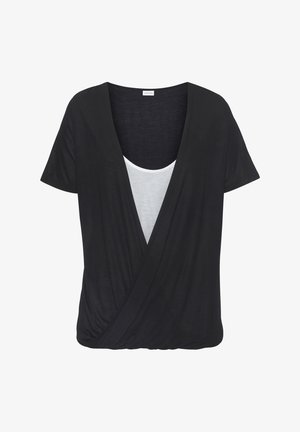 Schwarzes Wickeltop mit kurzen Ärmeln, tiefem V-Ausschnitt und einem inneren weißen Tanktop. Weicher, leichter Stoff mit drapiertem Sitz.