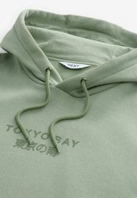 Next GRAPHIC REGULAR FIT - Sudadera - sage green