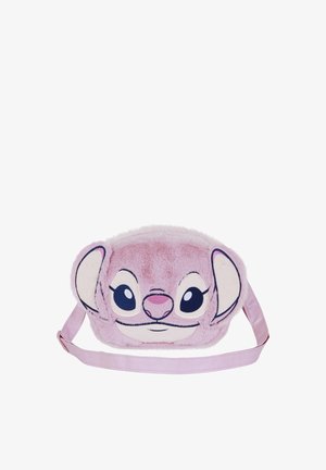 Pequeña bolsa de hombro de felpa rosa con forma de cara de animal de dibujos animados con grandes ojos, orejas y una correa rosa a juego.