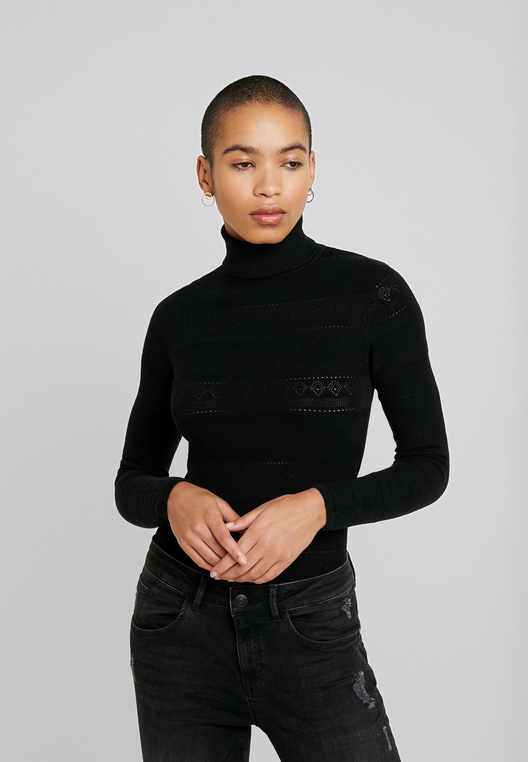 Dorothy Perkins ALL OVER JUMPER Strikkegenser black Dorothy Perkins ALL OVER POINTELLE JUMPER - Strikkegenser - blush