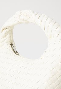 Gina Tricot BRAIDED HANDBAG - Torbica - offwhite