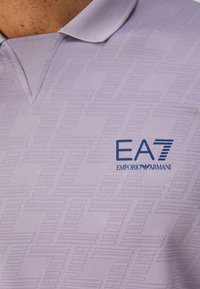 EA7 Emporio Armani TENNIS PRO MONOGRAM - Polo - lavender gray