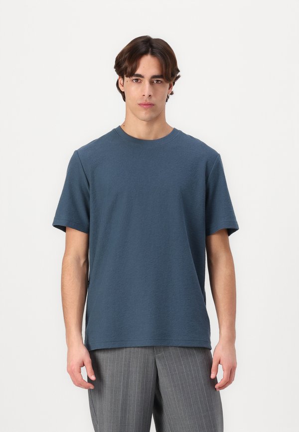 ODIN - Basic T-shirt