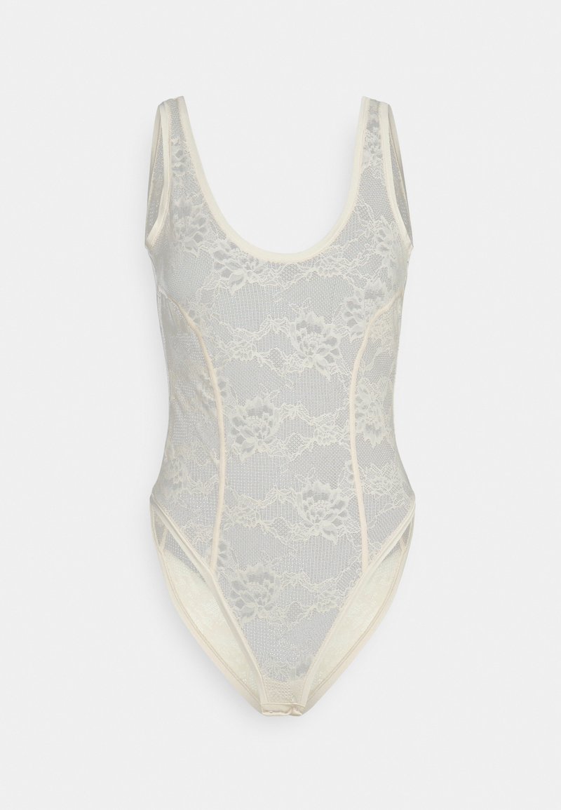 Triumph Body beige Triumph Body beige