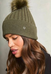 Lipsy POM REGULAR FIT - Căciulă - green