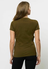 Olijfgroene t-shirt met korte mouwen van glad weefsel, slim fit met een ronde hals, gladde textuur en zonder zichtbare patronen of accenten.