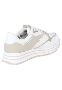 Tamaris Sneaker low - weiß