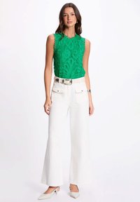 Morgan SLEEVELESS - Blouse - vert émeraude