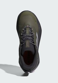 Adidas Terrex Chaussures de running - olive strata   silver dawn   aurora black