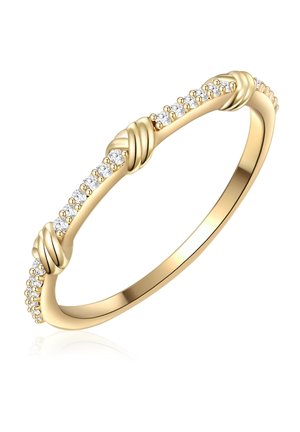 Aranyszínű gyűrű csavart mintával, egy oldalon apró, tiszta kövekkel díszítve, sima felülettel és textúrált csomózott díszítéssel.